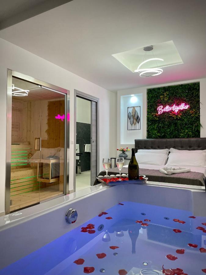 Arizona Motel Кастель-Вольтурно Екстер'єр фото